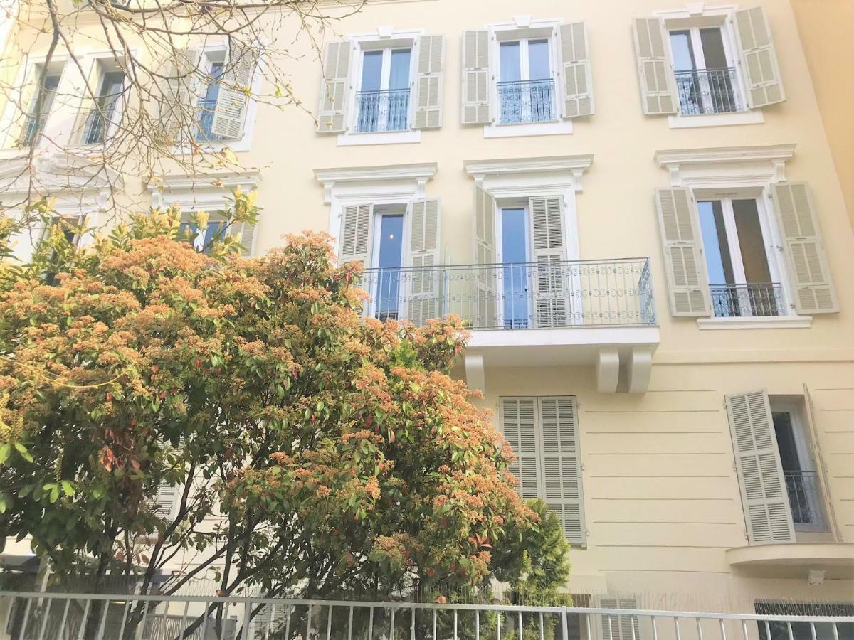 Duplex Balcon Centre Mer 207